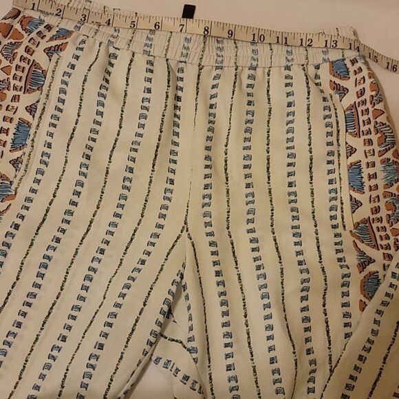 Bcbg maxaria pants size small. - Picture 7 of 12